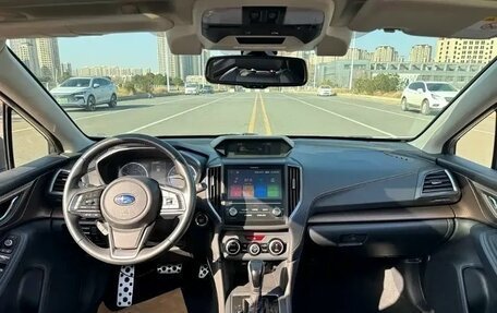 Subaru XV II, 2019 год, 2 100 000 рублей, 13 фотография