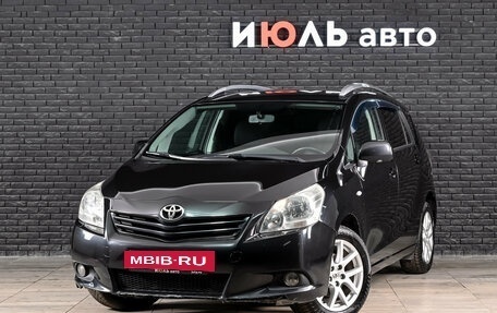 Toyota Verso I, 2011 год, 999 000 рублей, 2 фотография