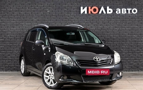 Toyota Verso I, 2011 год, 999 000 рублей, 4 фотография