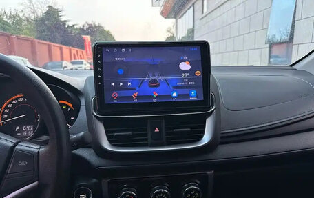 Toyota Yaris XP150 рестайлинг, 2023 год, 1 198 000 рублей, 15 фотография