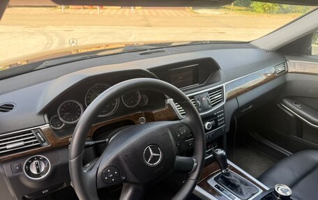 Mercedes-Benz E-Класс, 2011 год, 1 250 000 рублей, 18 фотография