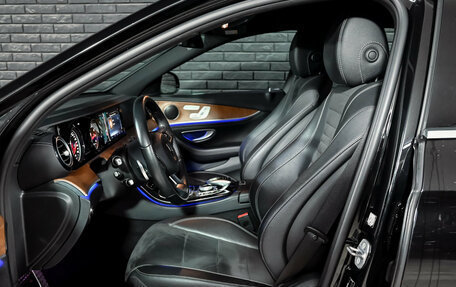 Mercedes-Benz E-Класс, 2016 год, 3 330 000 рублей, 11 фотография