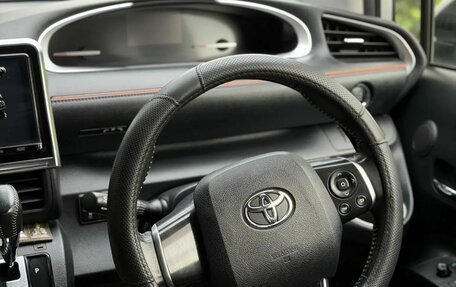 Toyota Sienta II, 2018 год, 1 200 000 рублей, 10 фотография