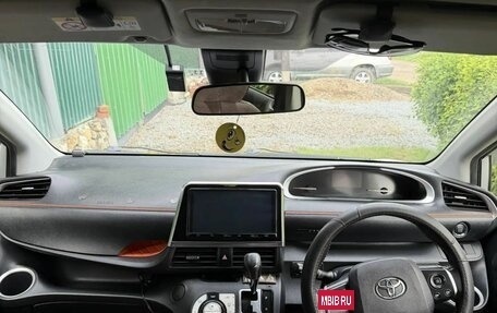 Toyota Sienta II, 2018 год, 1 200 000 рублей, 8 фотография