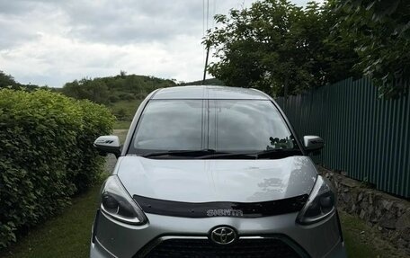 Toyota Sienta II, 2018 год, 1 200 000 рублей, 16 фотография