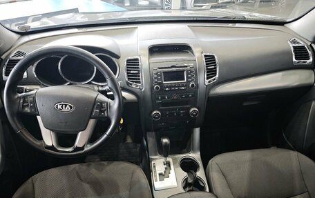 KIA Sorento II рестайлинг, 2010 год, 1 300 000 рублей, 11 фотография
