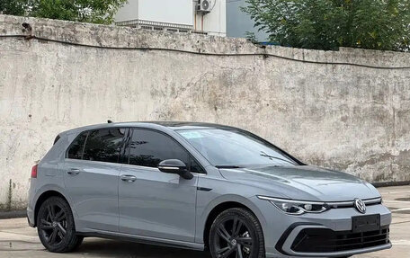 Volkswagen Golf VIII, 2022 год, 1 850 000 рублей, 3 фотография
