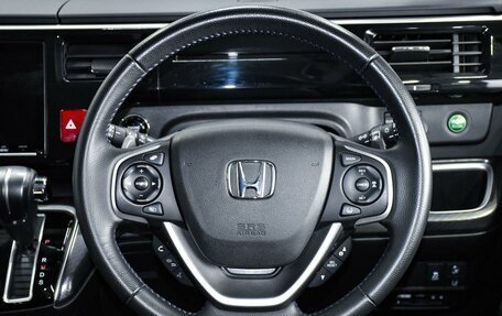 Honda Stepwgn IV, 2021 год, 2 499 000 рублей, 14 фотография