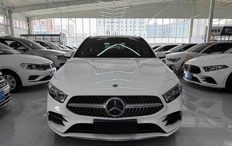 Mercedes-Benz A-Класс, 2022 год, 1 640 000 рублей, 2 фотография