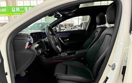 Mercedes-Benz A-Класс, 2022 год, 1 640 000 рублей, 10 фотография
