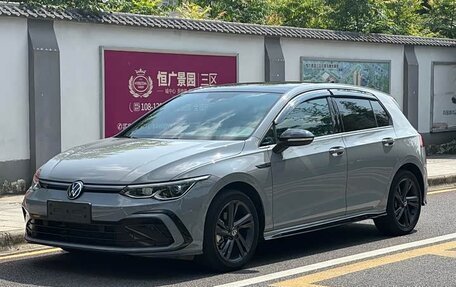 Volkswagen Golf VIII, 2022 год, 1 513 000 рублей, 3 фотография