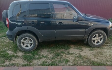 Chevrolet Niva I рестайлинг, 2014 год, 600 000 рублей, 1 фотография