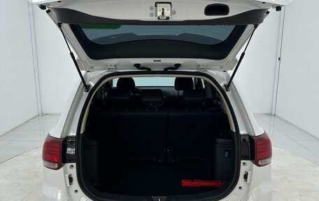 Mitsubishi Outlander III рестайлинг 3, 2022 год, 2 250 000 рублей, 7 фотография