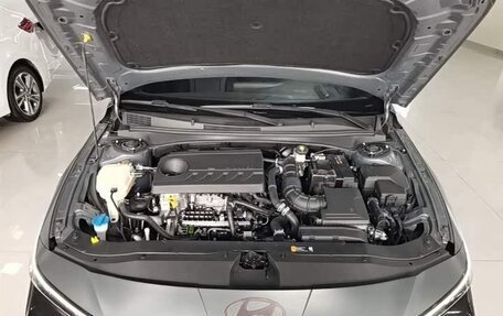 Hyundai Elantra, 2023 год, 1 640 000 рублей, 19 фотография