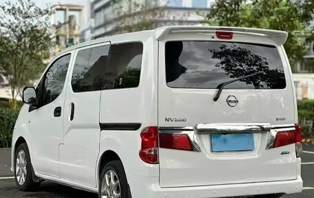 Nissan NV200, 2017 год, 1 260 000 рублей, 5 фотография
