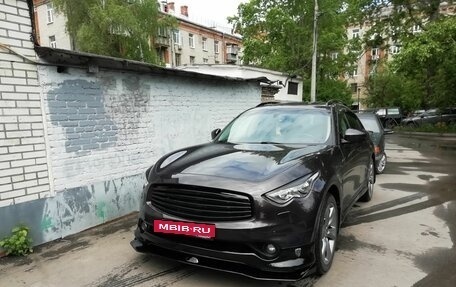 Infiniti FX II, 2009 год, 1 666 666 рублей, 3 фотография