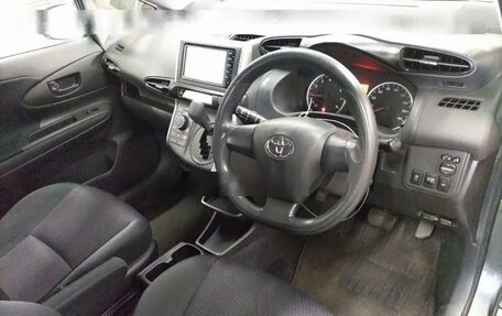 Toyota Wish II, 2016 год, 1 130 000 рублей, 4 фотография