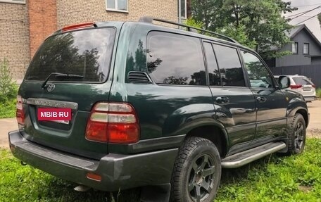 Toyota Land Cruiser 100 рестайлинг 2, 2004 год, 1 790 000 рублей, 4 фотография