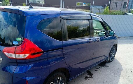 Honda Freed II, 2017 год, 1 425 000 рублей, 3 фотография
