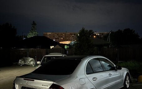 Mercedes-Benz E-Класс, 2005 год, 850 000 рублей, 7 фотография