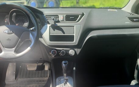 KIA Rio III рестайлинг, 2015 год, 1 090 000 рублей, 8 фотография