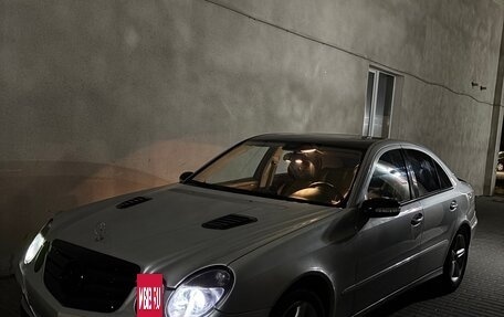 Mercedes-Benz E-Класс, 2005 год, 850 000 рублей, 2 фотография