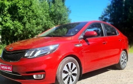 KIA Rio III рестайлинг, 2015 год, 1 090 000 рублей, 1 фотография