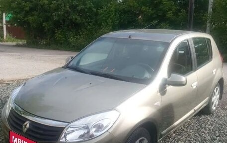 Renault Sandero I, 2011 год, 685 000 рублей, 1 фотография