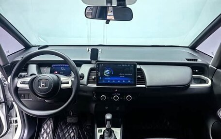 Honda Fit, 2023 год, 1 065 000 рублей, 9 фотография