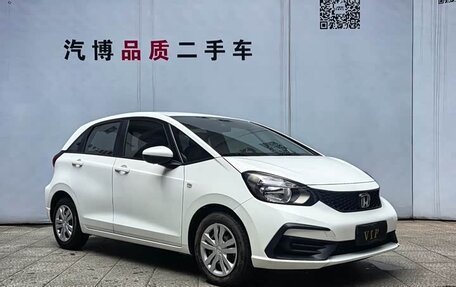 Honda Fit, 2023 год, 1 065 000 рублей, 2 фотография