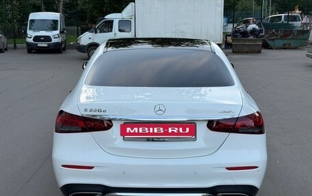 Mercedes-Benz E-Класс, 2020 год, 3 800 000 рублей, 6 фотография