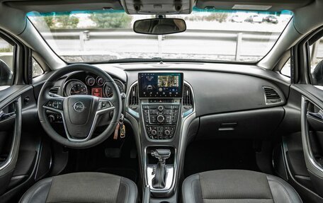 Opel Astra J, 2011 год, 828 000 рублей, 13 фотография