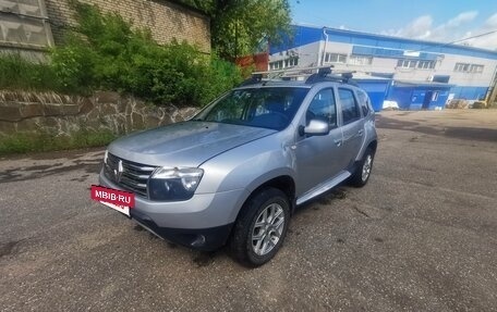 Renault Duster I рестайлинг, 2014 год, 940 000 рублей, 2 фотография