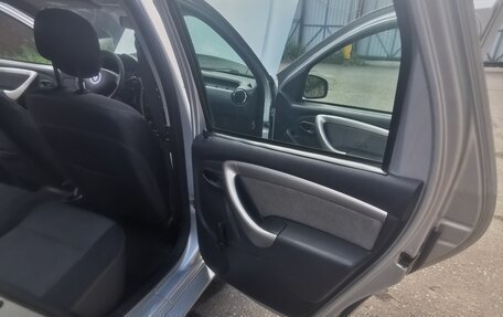 Renault Duster I рестайлинг, 2014 год, 940 000 рублей, 14 фотография