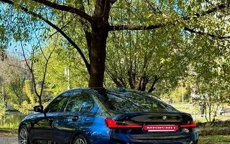 BMW 3 серия, 2019 год, 3 200 000 рублей, 15 фотография