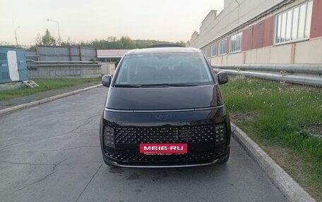 Hyundai Staria, 2025 год, 9 500 000 рублей, 2 фотография