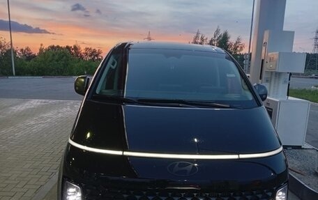 Hyundai Staria, 2025 год, 9 500 000 рублей, 3 фотография
