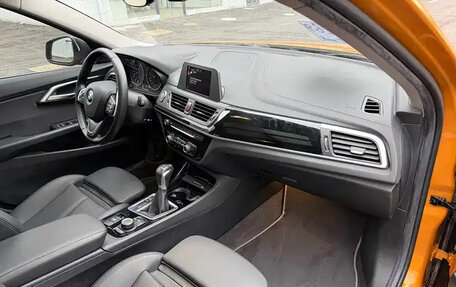 BMW 1 серия, 2019 год, 1 319 003 рублей, 24 фотография