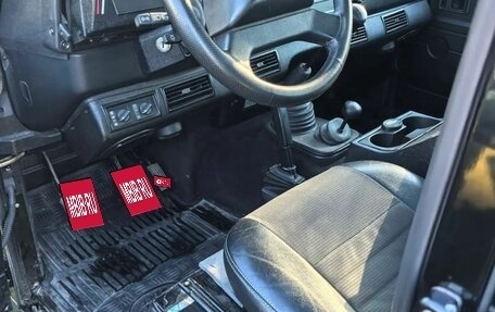Land Rover Defender I, 2004 год, 4 000 000 рублей, 10 фотография