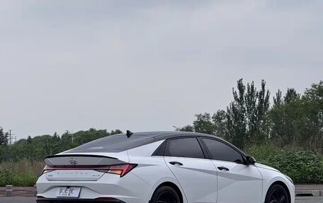 Hyundai Elantra, 2023 год, 1 750 000 рублей, 6 фотография