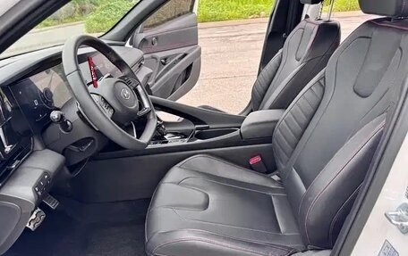 Hyundai Elantra, 2023 год, 1 750 000 рублей, 10 фотография