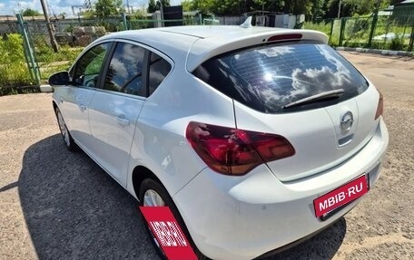 Opel Astra J, 2011 год, 649 000 рублей, 7 фотография