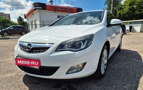 Opel Astra J, 2011 год, 649 000 рублей, 2 фотография