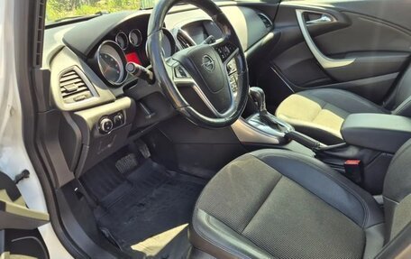 Opel Astra J, 2011 год, 649 000 рублей, 17 фотография