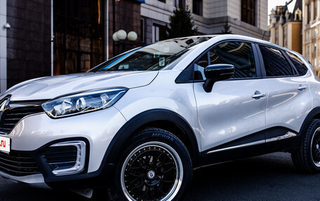 Renault Kaptur I рестайлинг, 2017 год, 1 350 000 рублей, 4 фотография