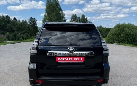 Toyota Land Cruiser Prado 150 рестайлинг 2, 2019 год, 6 000 000 рублей, 4 фотография