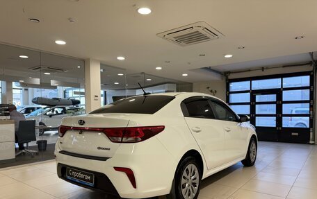KIA Rio IV, 2020 год, 1 585 000 рублей, 4 фотография