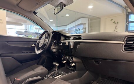 KIA Rio IV, 2020 год, 1 585 000 рублей, 8 фотография