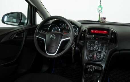 Opel Astra J, 2014 год, 630 000 рублей, 13 фотография