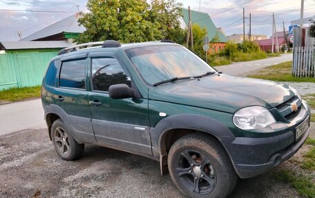 Chevrolet Niva I рестайлинг, 2012 год, 525 000 рублей, 3 фотография